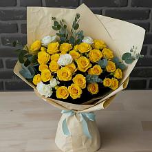 Букет цветов из:  Розы в Кавказской