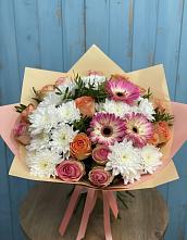 Букет цветов из:  Розы, Герберы и Хризантемы в Кавказской