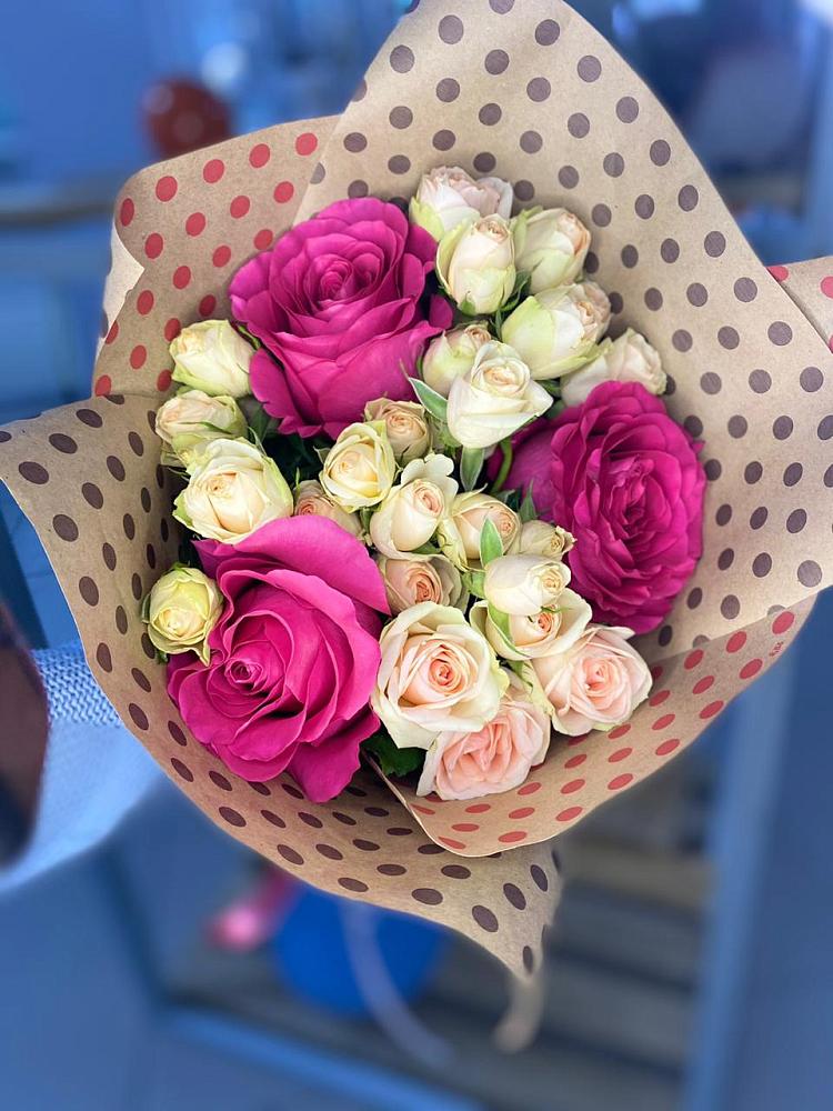 Букет цветов из: Розы в Кавказской