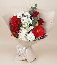 Букет цветов из:  Розы, Хризантемы, Герберы и Лилии в Кавказской