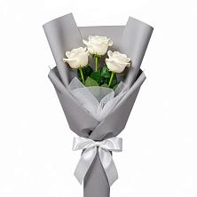 Букет 3 белые розы в Кавказской