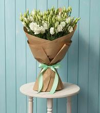 Букет цветов из:  Лизиантусы в Кавказской