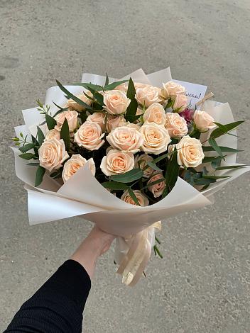 Букет Кремовые розы Латте в Кавказской