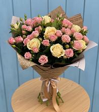 Букет цветов из:  Розы в Кавказской