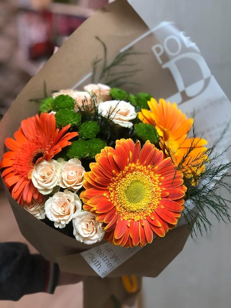 Букет цветов из: Герберы, Хризантемы и Розы в Кавказской