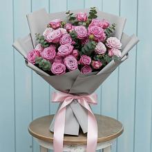 Букет цветов из:  Розы в Кавказской